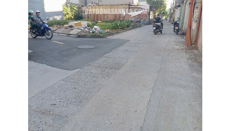 Bán đất Thị trấn Quang Minh, Mê Linh, Lô góc DT 40m2 full thổ cư, Dưới 1.5 tỷ
